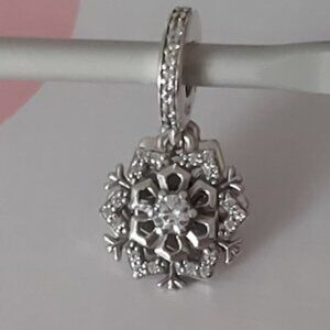 Pandora *Retired* Sterling Silver Sparkling Snowflake Double Dangle 792355C01
